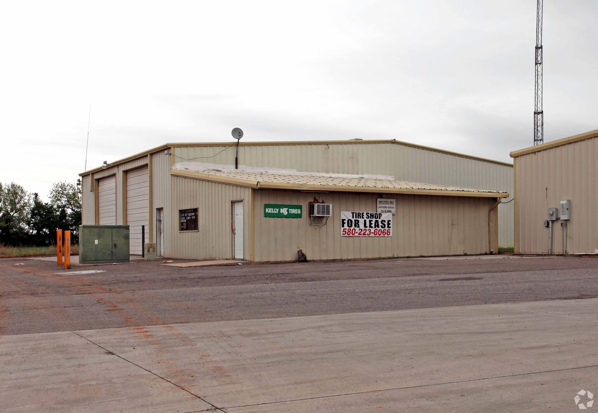 3210 W Grant Ave, Pauls Valley, OK à louer Photo principale– Image 1 sur 3