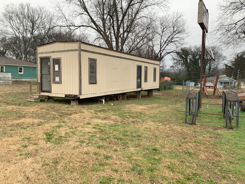 402 Stone Street Northwest, Huntsville, AL à vendre - Photo de l’immeuble – Image 3 sur 3