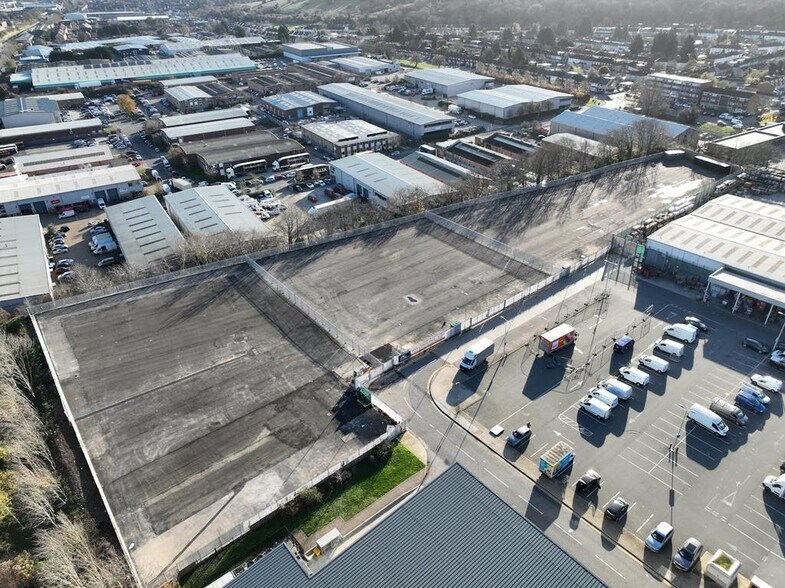 Dallow Road, Luton à louer - Photo de l’immeuble – Image 3 sur 21