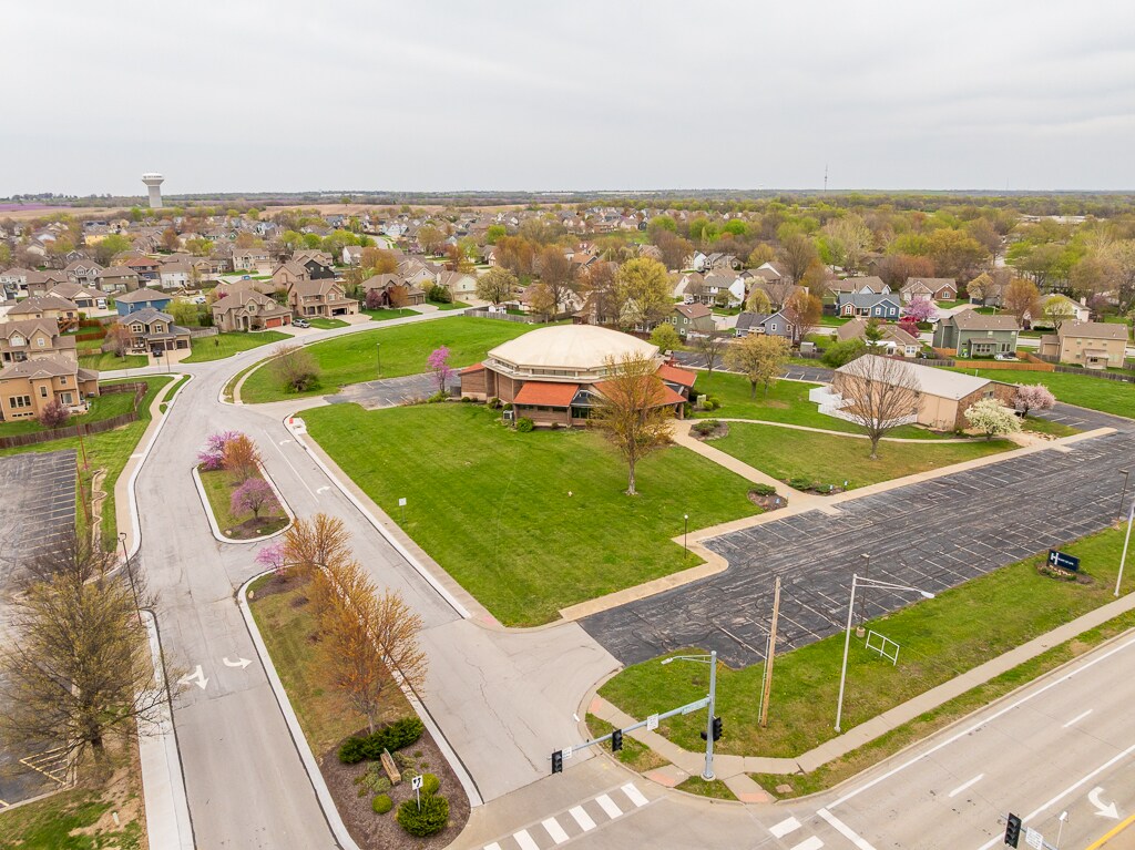 800 SW 150 Hwy, Lee's Summit, MO à vendre Photo principale– Image 1 sur 87