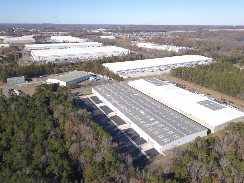 2690 Commerce Dr, Rock Hill, SC à louer - Photo de l’immeuble – Image 3 sur 4