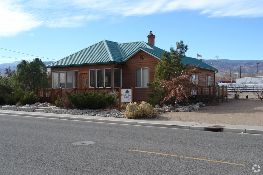 3675 Baker Ln, Reno, NV à louer - Photo de l’immeuble – Image 2 sur 5