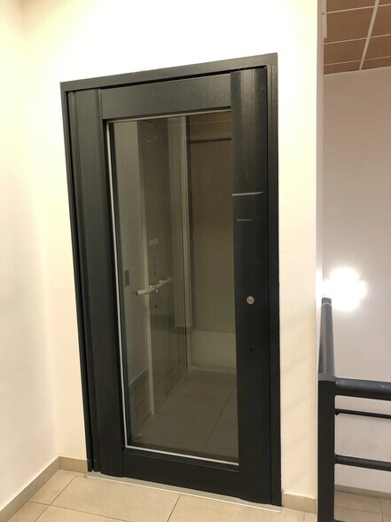 3 Place Du Village, Gennevilliers à vendre - Photo intérieure – Image 3 sur 6