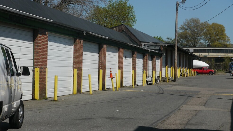 100 Parker St, Watertown, MA à louer - Photo de l’immeuble – Image 1 sur 11