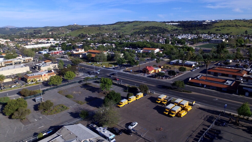 Poway Road 2 parcel portfolio 2.26 ac portefeuille de 2 biens à vendre sur LoopNet.fr - Photo principale – Image 1 sur 2