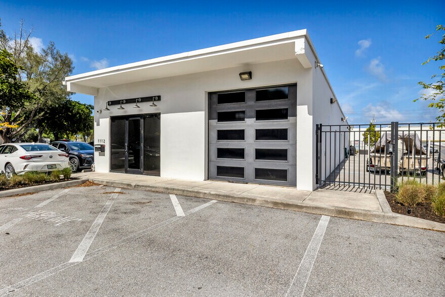 1112 N Flagler Dr, Fort Lauderdale, FL à louer - Photo de l’immeuble – Image 2 sur 18
