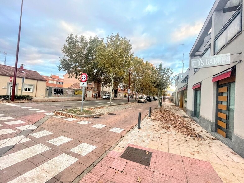 Cañada Real, 107, Valladolid, Valladolid à vendre - Photo de l’immeuble – Image 1 sur 11
