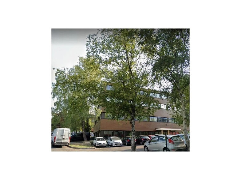 2 Rue Alexis De Tocqueville, Antony à louer - Photo de l’immeuble – Image 2 sur 11