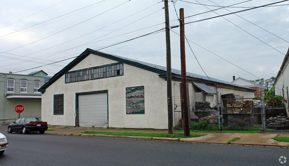 601 Lafayette Blvd, Fredericksburg, VA à vendre - Photo de l’immeuble – Image 2 sur 4