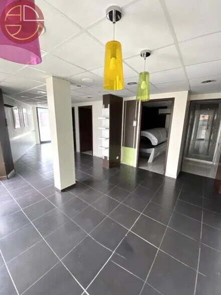 Local commercial dans Blagnac à vendre - Photo de l’immeuble – Image 1 sur 5
