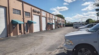 Plus de détails pour 12584-12598 SW 128th St, Miami, FL - Différents types d’espaces à louer