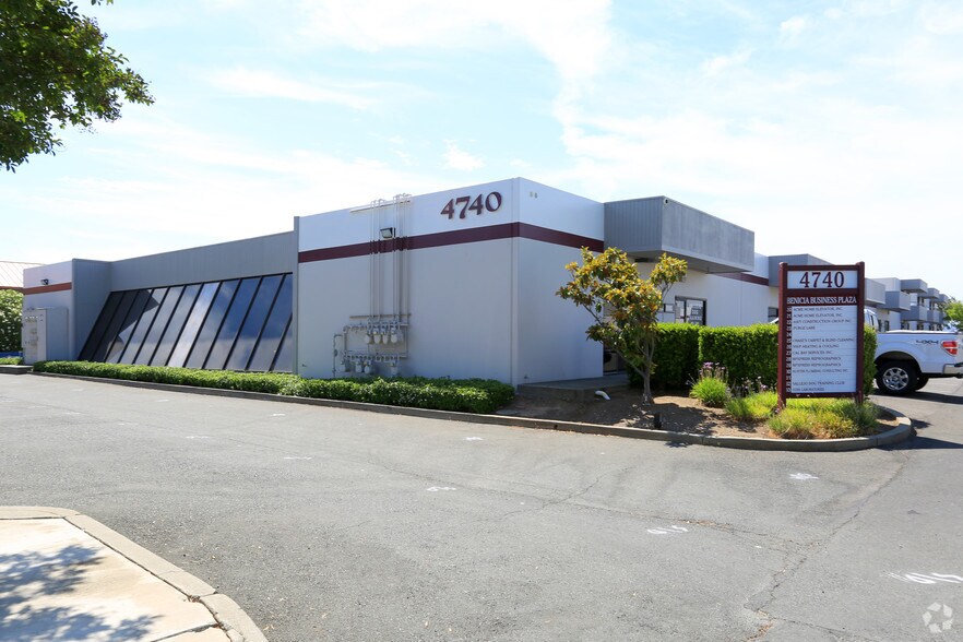 4740 E 2nd St, Benicia, CA à louer - Photo de l’immeuble – Image 2 sur 34