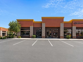 235 S Dobson Rd, Chandler, AZ à louer Photo intérieure– Image 1 sur 9