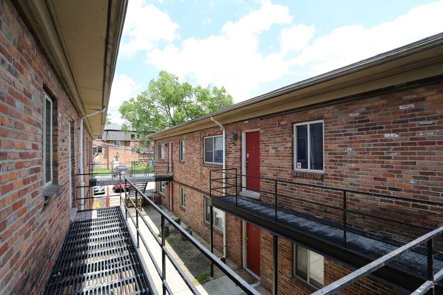 310 E 18th Ave, Columbus, OH à vendre - Photo de l’immeuble – Image 2 sur 3