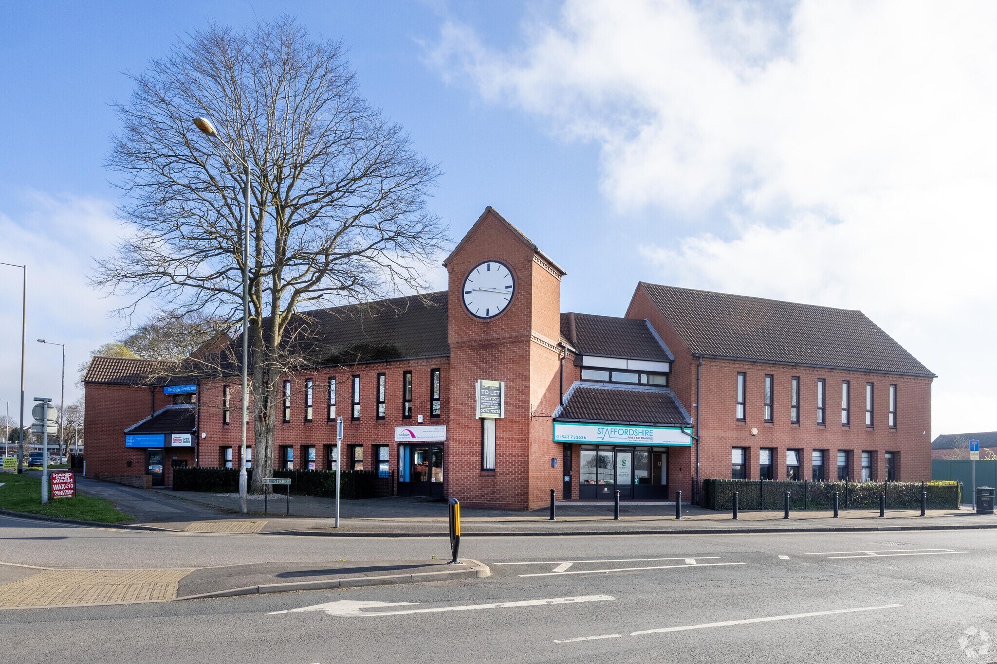 Mill St, Cannock à louer Photo principale– Image 1 sur 7