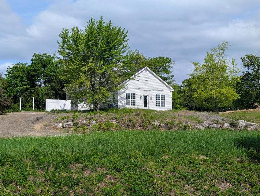 1885 Federal Rd, Livermore, ME à vendre Photo de l’immeuble– Image 1 sur 25