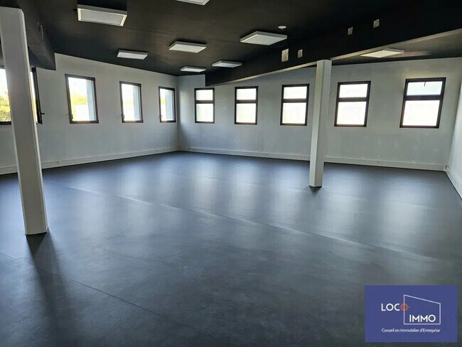 Plus de détails pour Bureau à vendre