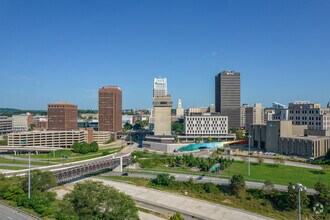 1 Cascade Plz, Akron, OH - VUE AÉRIENNE  vue de carte