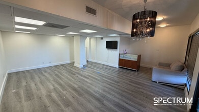 9701 W Pico Blvd, Los Angeles, CA à louer Photo intérieure– Image 1 sur 5