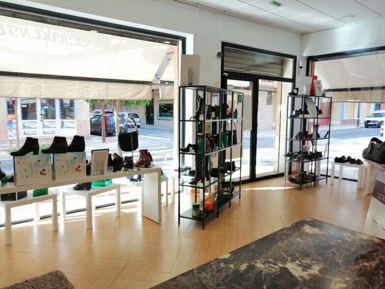 Local commercial dans Algemesí à vendre - Photo de l’immeuble – Image 1 sur 12
