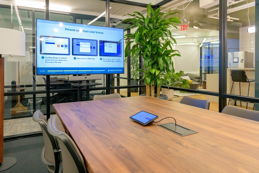 350 Lincoln Rd, Miami Beach, FL à louer - Photo intérieure – Image 1 sur 11