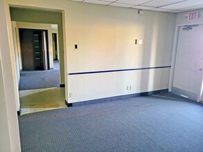 4041 Mississippi Ave, Cahokia, IL à louer Photo intérieure– Image 1 sur 6