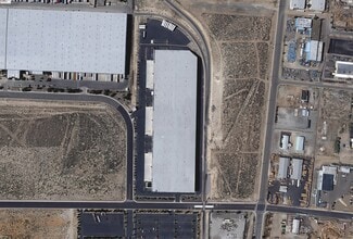 14525 Industry Cir, Reno, NV à louer Photo de l’immeuble– Image 2 sur 3