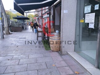 Plus de détails pour Local commercial à louer