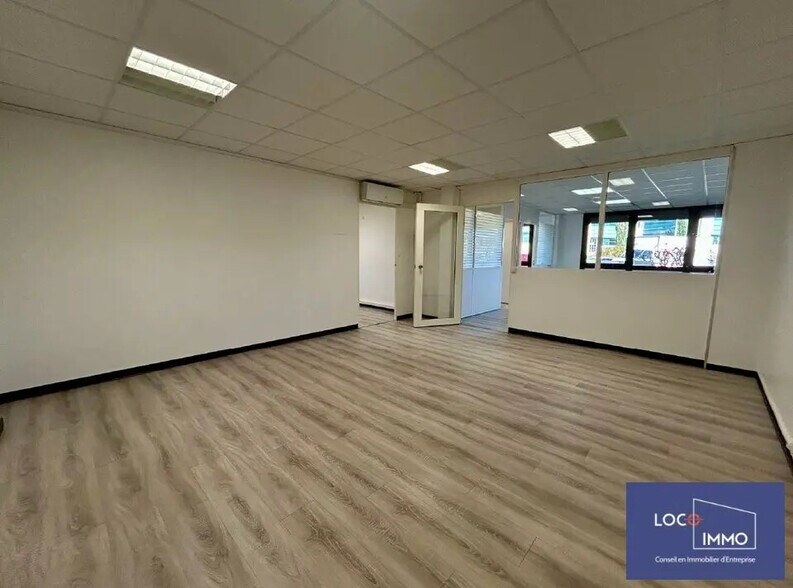 Bureau dans Mérignac à louer - Photo de l’immeuble – Image 3 sur 4
