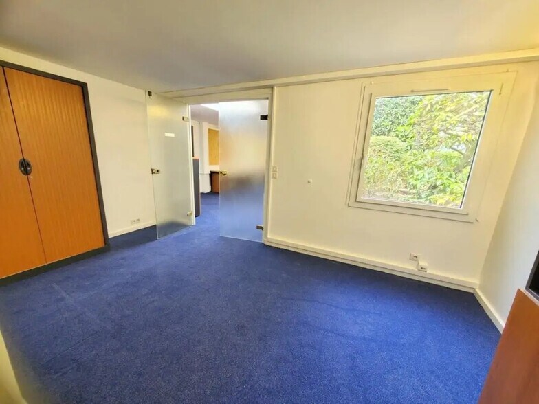 Bureau dans Versailles à louer - Photo intérieure – Image 3 sur 7