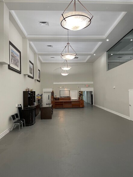 416-418 Clematis St, West Palm Beach, FL à louer - Photo de l’immeuble – Image 3 sur 4