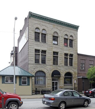 Plus de détails pour 50 E Main St, Uniontown, PA - Bureau à vendre