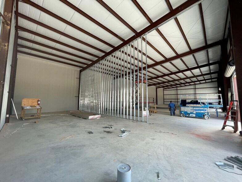 22131 Rothwood Rd, Spring, TX à vendre - Photo intérieure – Image 3 sur 13
