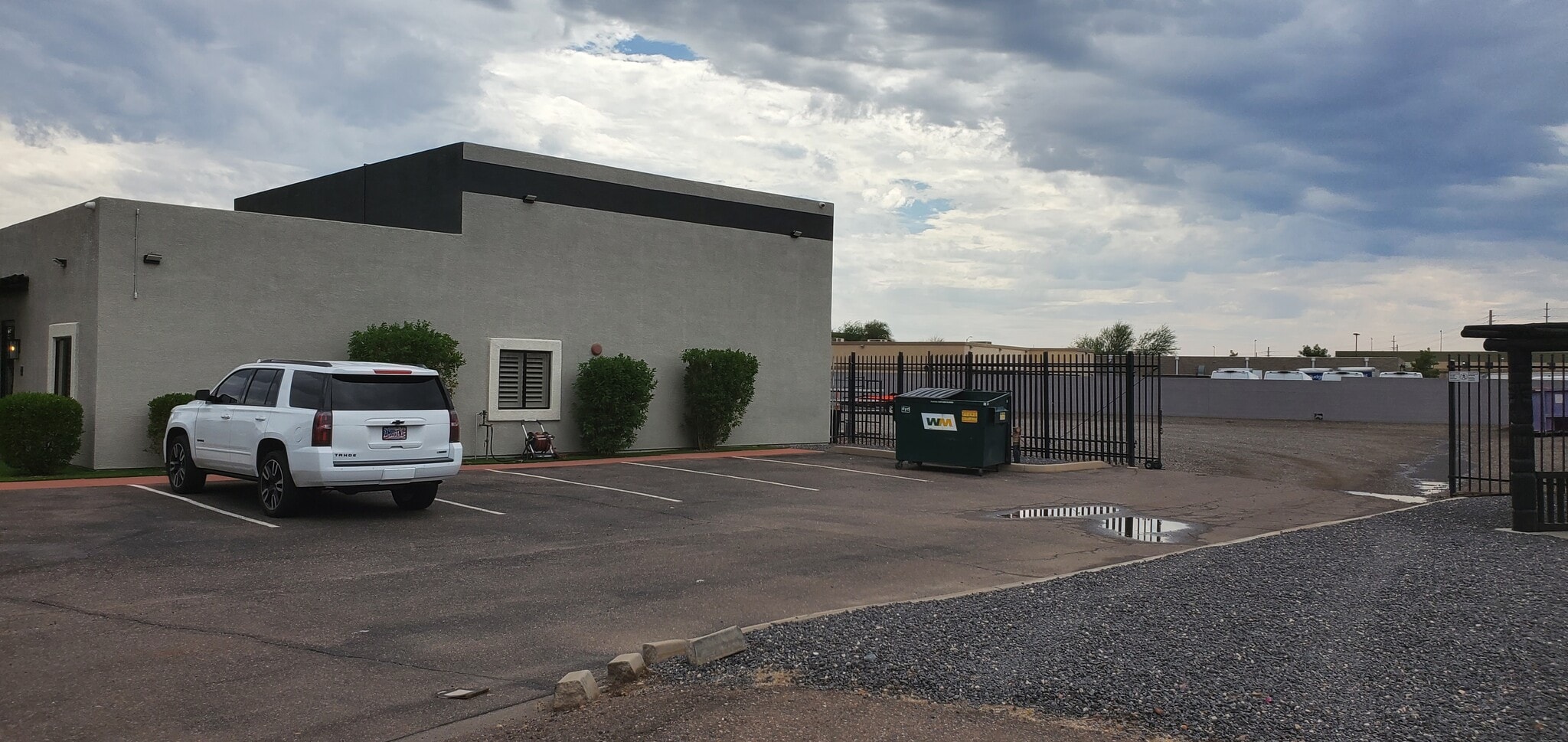 13403 W Foxfire Dr, Surprise, AZ à louer Photo de l’immeuble– Image 1 sur 25