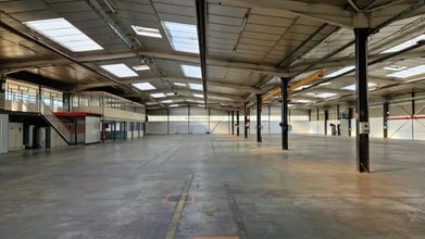 4 Route Du Dôme, Chaponost à louer Photo intérieure– Image 1 sur 5