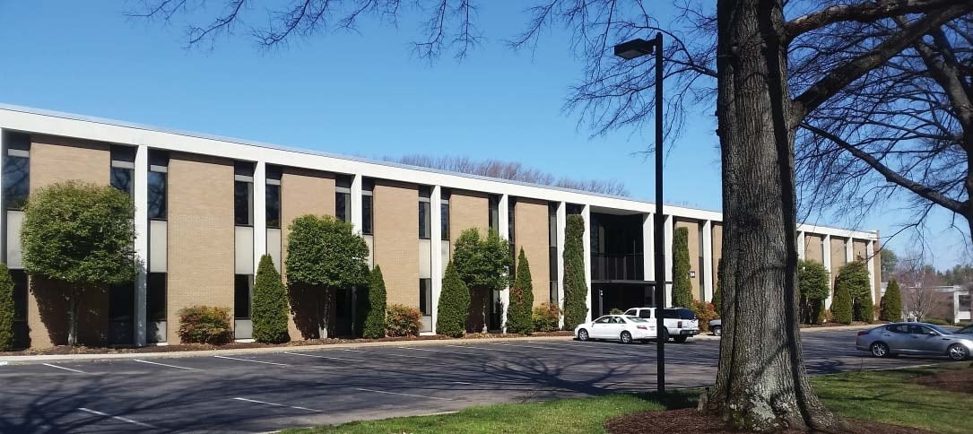 1504 Santa Rosa Rd, Richmond, VA à louer Photo principale– Image 1 sur 2