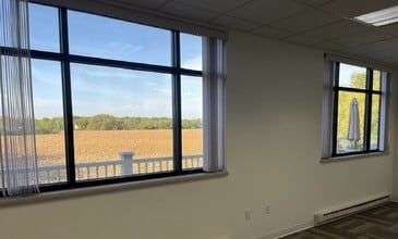 1166 Quail Ct, Pewaukee, WI à louer Photo intérieure– Image 2 sur 6