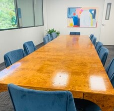 9400 SW Beaverton Hillsdale Hwy, Beaverton, OR à louer Photo intérieure– Image 1 sur 4