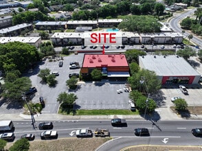 402 Mary Esther Cut-off, Fort Walton Beach, FL à louer Photo de l’immeuble– Image 2 sur 19