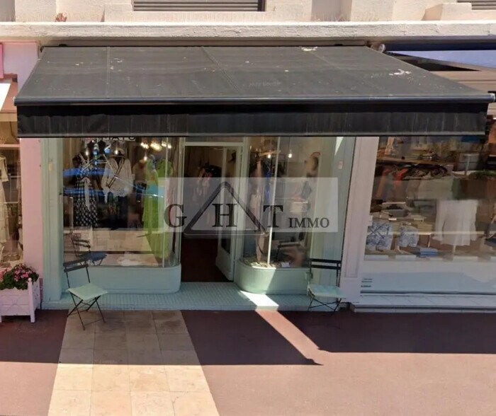 Local commercial dans Antibes à louer - Photo de l’immeuble – Image 1 sur 1