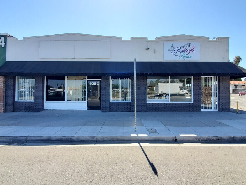 1090 N E St, San Bernardino, CA à vendre - Photo de l’immeuble – Image 2 sur 13