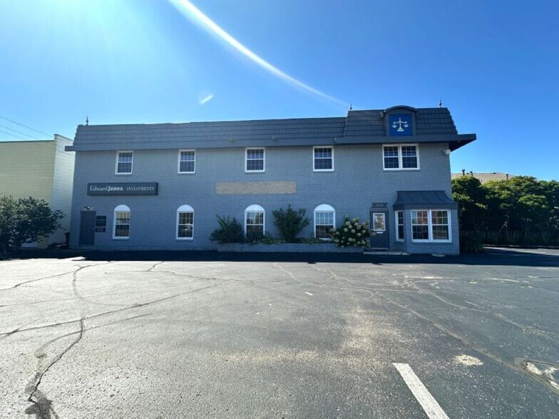 510 W Main St, Fairborn, OH à vendre - Photo de l’immeuble – Image 2 sur 16