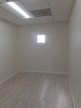 4150 W Peoria Ave, Phoenix, AZ à louer Photo intérieure– Image 2 sur 2