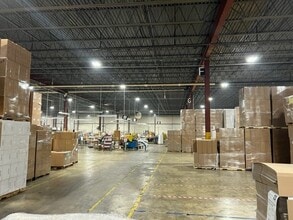 12007 Smith Dr, Huntley, IL à vendre Photo intérieure– Image 2 sur 5