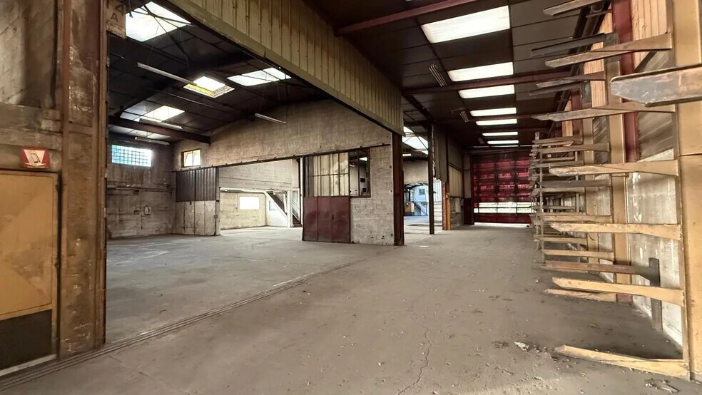 Industriel/Logistique dans Marboz à vendre - Photo de l’immeuble – Image 3 sur 7