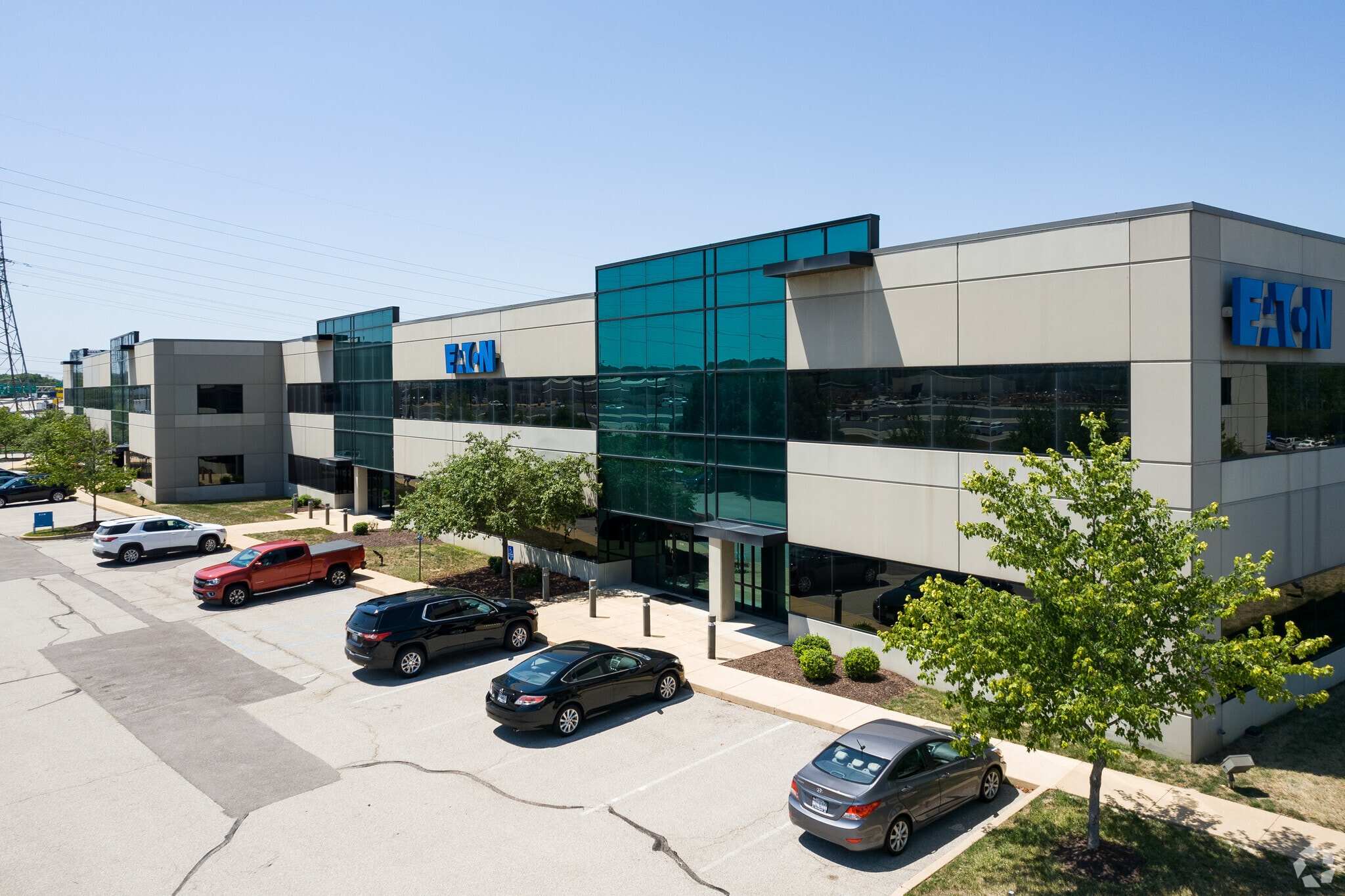 50-92 Soccer Park Rd, Fenton, MO à louer Photo principale– Image 1 sur 8