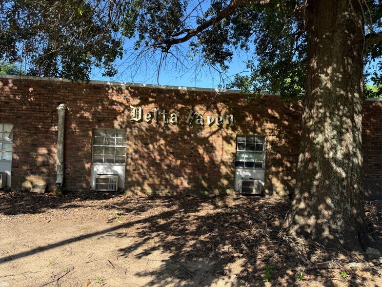 201 Lee St, Tallulah, LA à vendre - Photo de l’immeuble – Image 2 sur 43