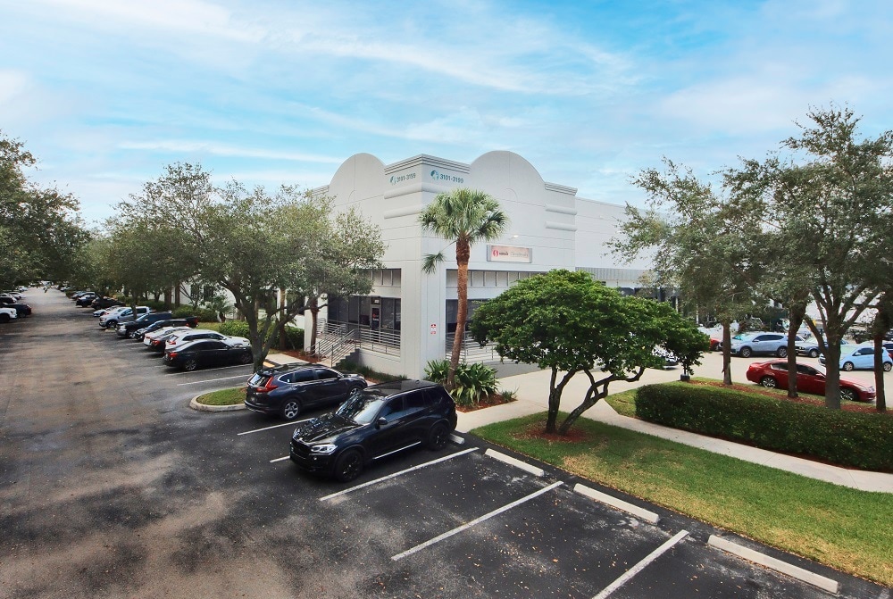 3801-3899 SW 30th Ave, Fort Lauderdale, FL à louer Photo de l’immeuble– Image 1 sur 6