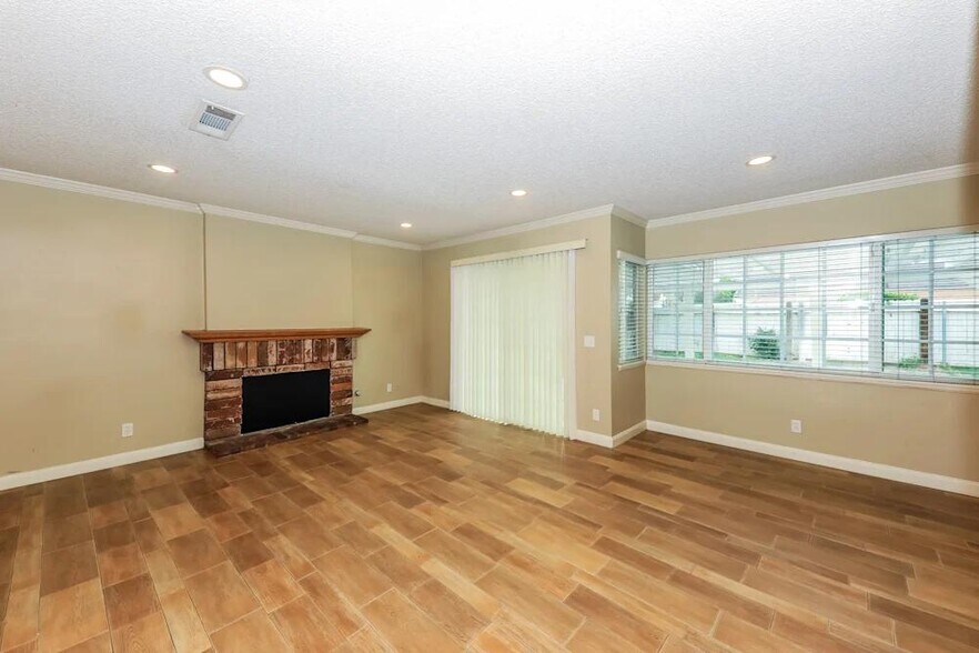 10333 Bonita Ave, Riverside, CA à louer - Photo de l’immeuble – Image 2 sur 9