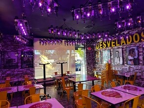 720 Lake Ave, Pasadena, CA à louer Photo intérieure– Image 2 sur 11